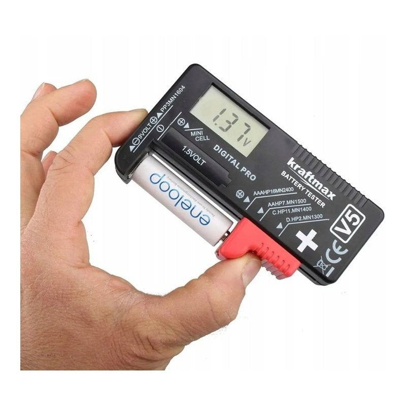 Cyfrowy tester baterii i akumulatorków AA AAA 9V LCD - kieszonkowy miernik napięcia
