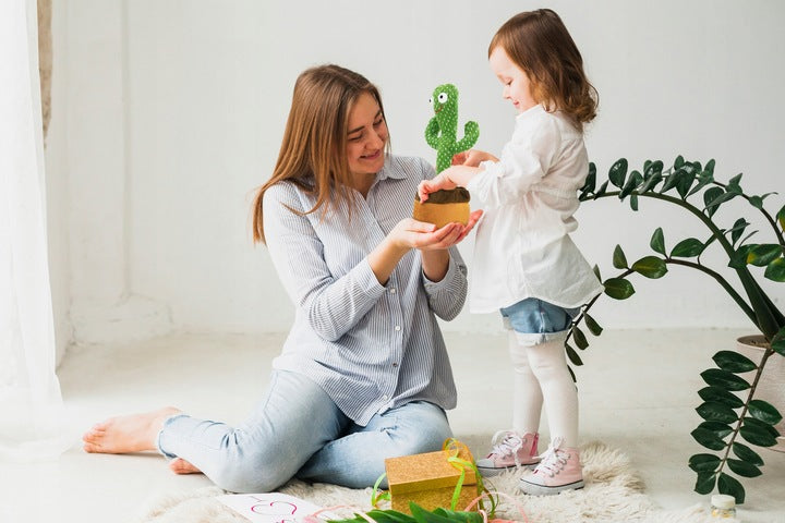 SINGING DANCING CACTUS TOY
