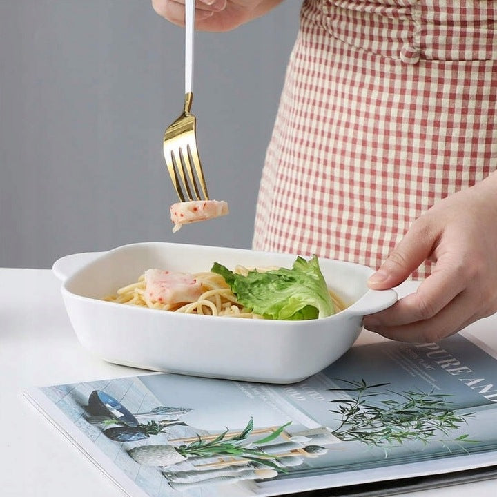 OVEN-RESISTANT CAKE DISH 580ml