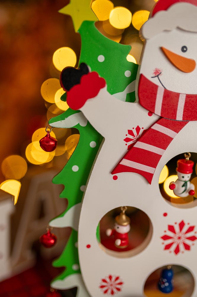 Drewniana figurka na biurko "Bałwanek" - OZDOBA ŚWIĄTECZNA