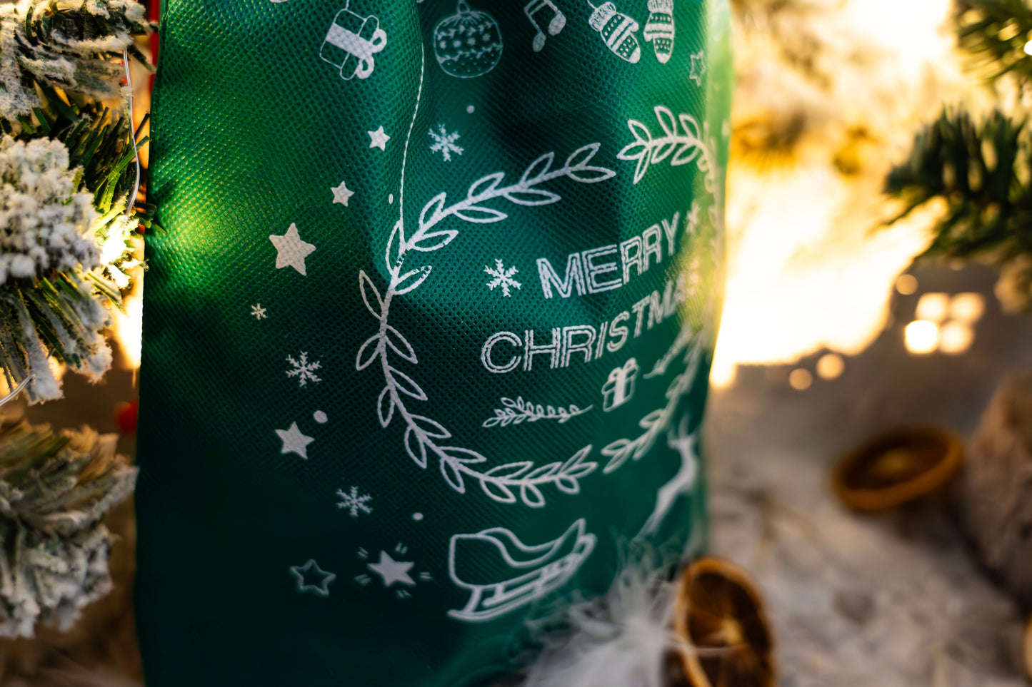 Świąteczny woreczek na prezenty "Merry Christmas" zielony