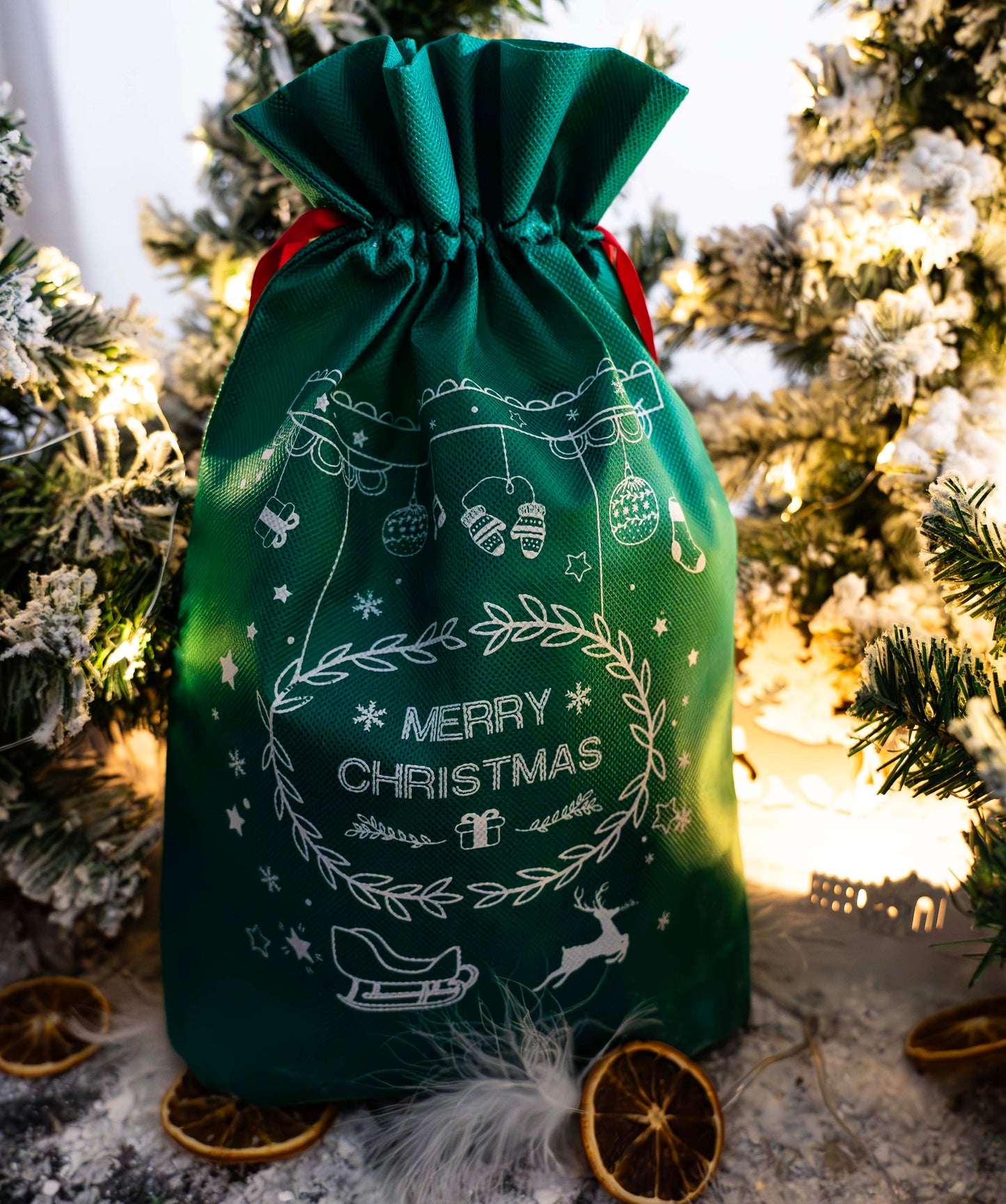 Świąteczny woreczek na prezenty "Merry Christmas" zielony