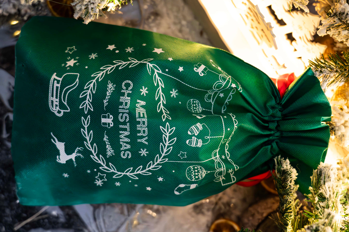 Świąteczny woreczek na prezenty "Merry Christmas" zielony