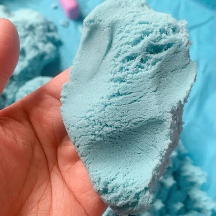 Kinetic sand 2.5kg - set of basins, molds, shovel, sand