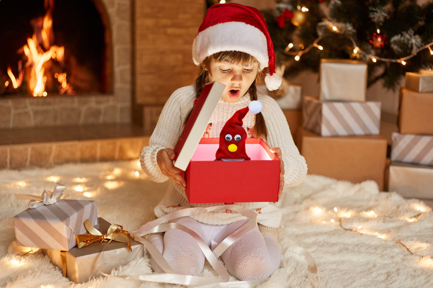 Śpiewająca czapka Świętego Mikołaja z muzyką 20cm
