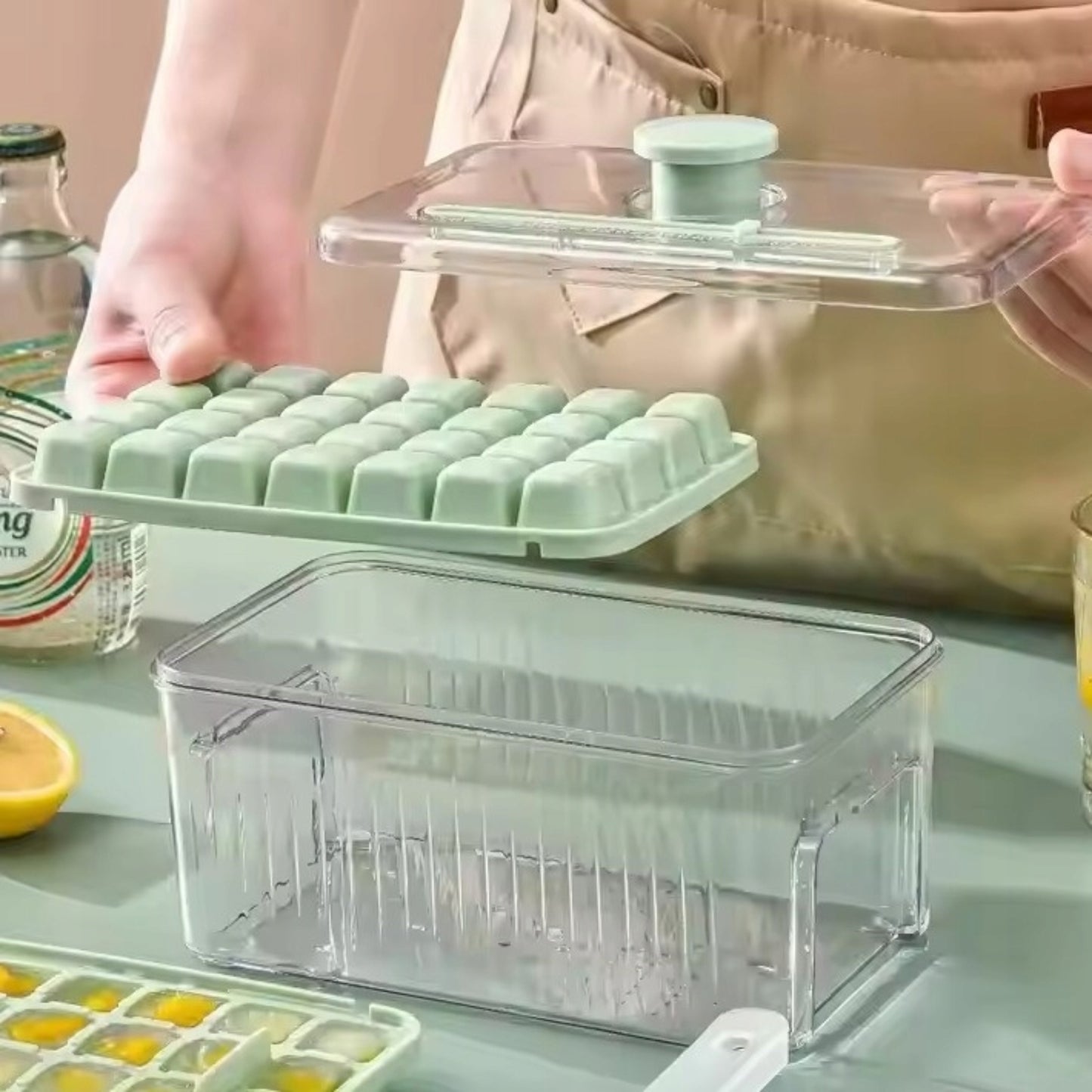 Kostkarka do lodu 2w1 z silikonowym pojemnikiem, przenośna forma do mrożenia kostek – b2b allbag