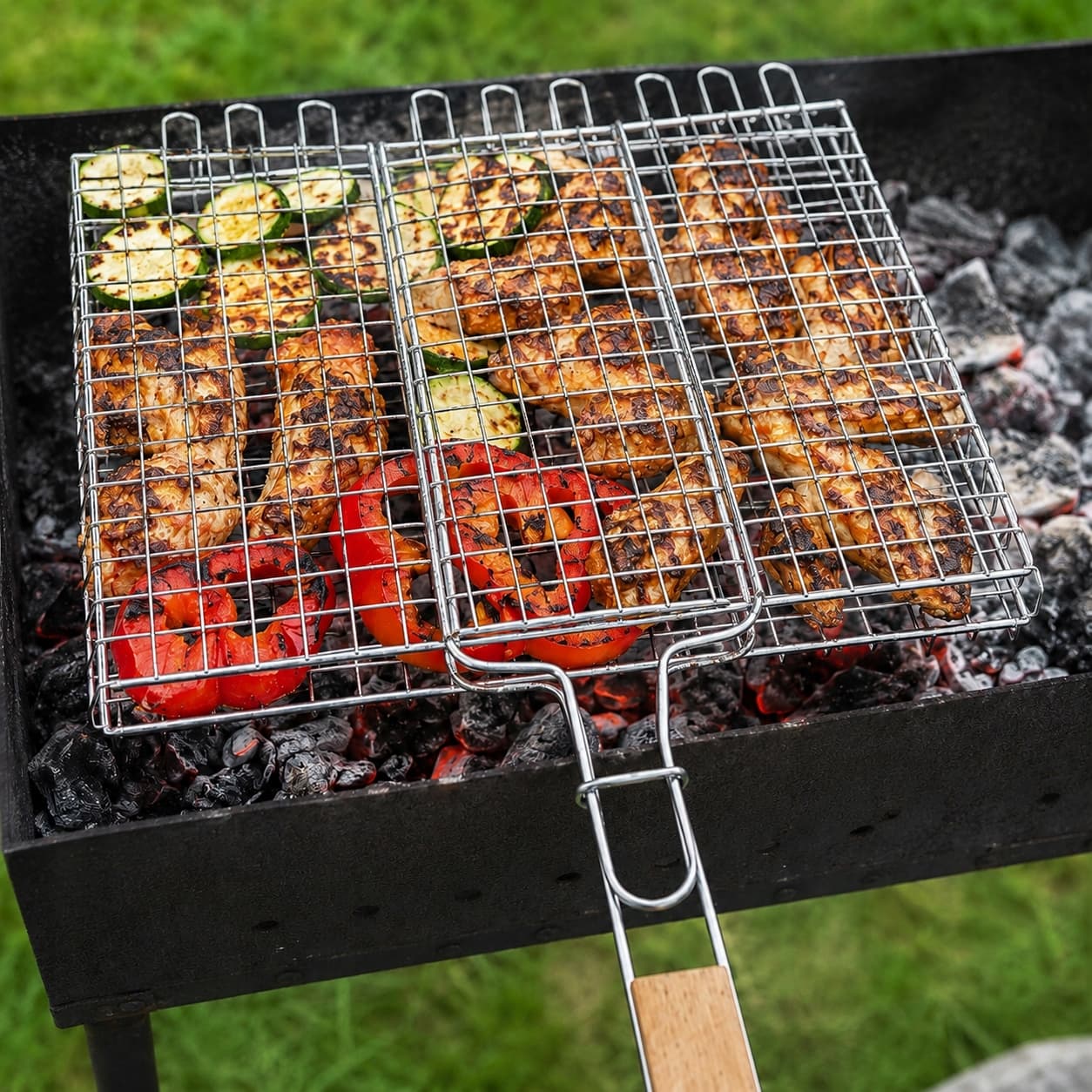 Podwójny ruszt grillowy z drewnianą rączką do ryb, mięsa i warzyw