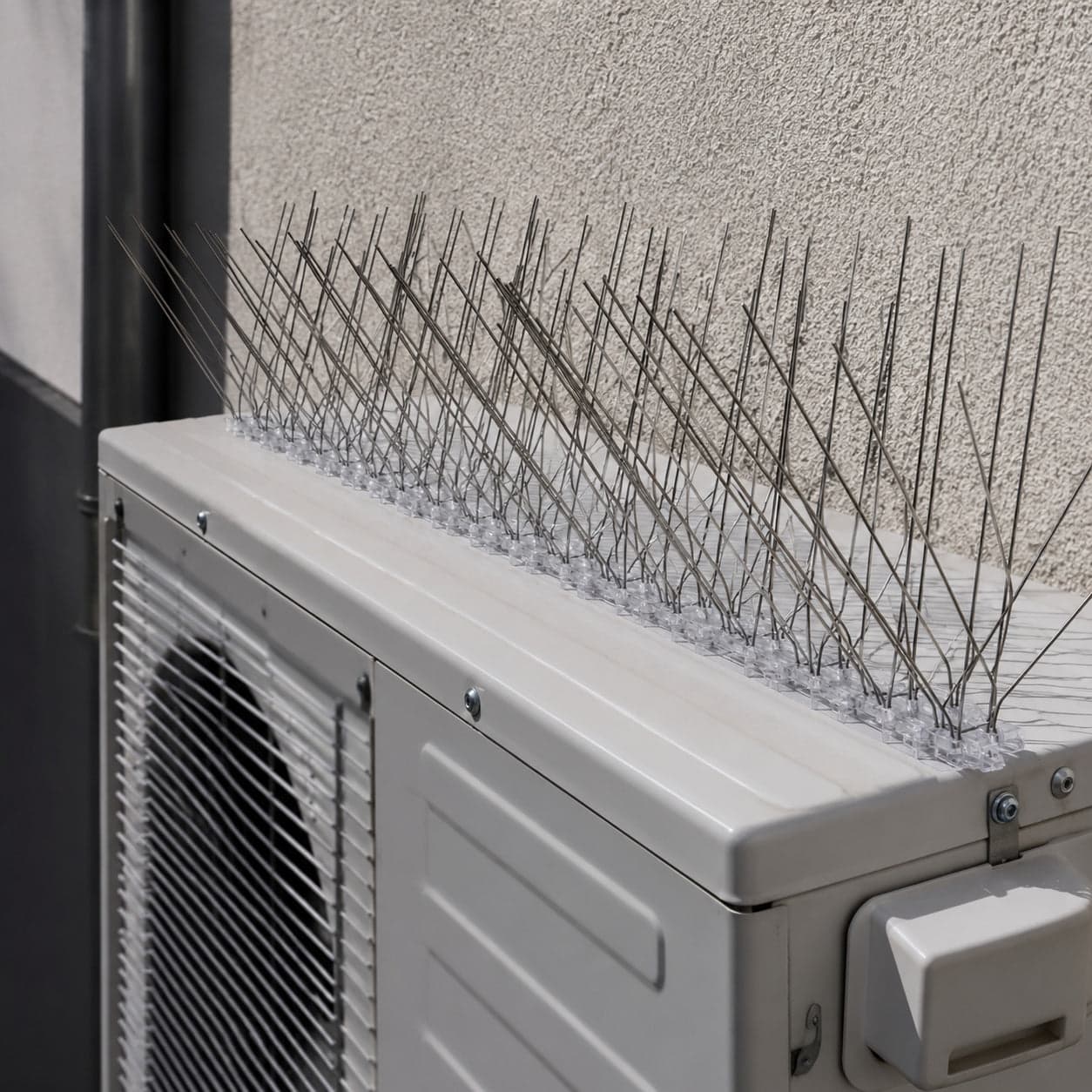Kolce na ptaki nierdzewne szerokie - OCHRONA PRZECIW GOŁĘBIOM PTAKOM ZABEZPIECZENIE PARAPETU DACHU BALUSTRADY STAL NIERDZEWNA
