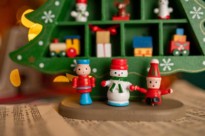 Drewniana figurka na biurko "Świąteczna Choinka - zielona - DUŻA OZDOBA ŚWIĄTECZNA Z DREWNA