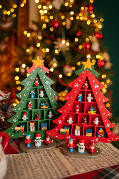 Drewniana figurka na biurko "Świąteczna Choinka - czerwona - DUŻA OZDOBA ŚWIĄTECZNA Z DREWNA