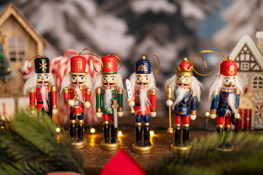 Drewniane figurki Świąteczne - DZIADEK DO ORZECHÓW - ozdoba choinkowa