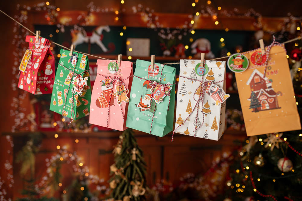 Bożonarodzeniowy kalendarz adwentowy, torebki prezentowe