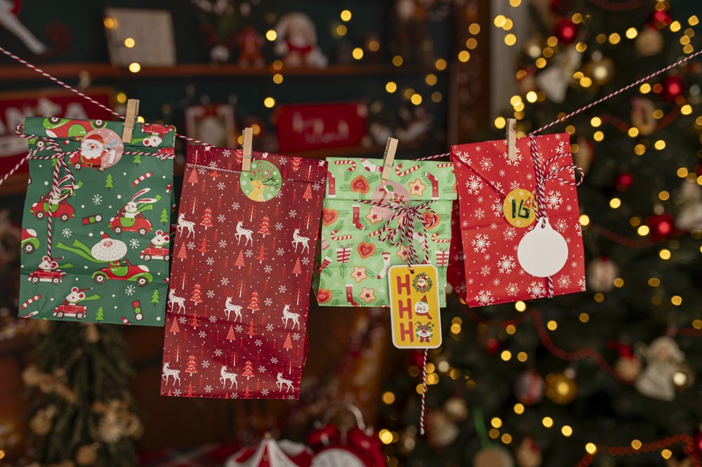 Kalendarz adwentowy bożonarodzeniowy, torebki prezentowe