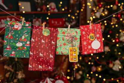 Kalendarz adwentowy bożonarodzeniowy, torebki prezentowe