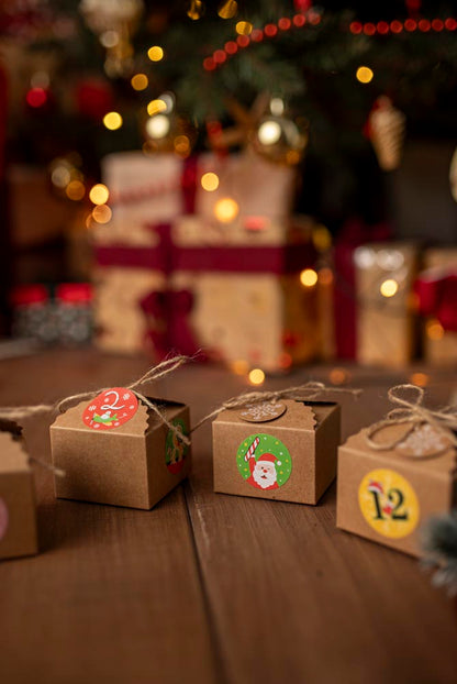 Kalendarz adwentowy do zawieszenia na choince