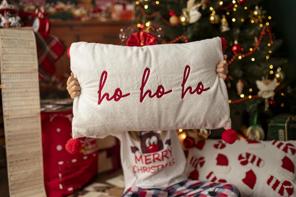Świąteczna poduszka DEKORACYJNA - HOHOHO