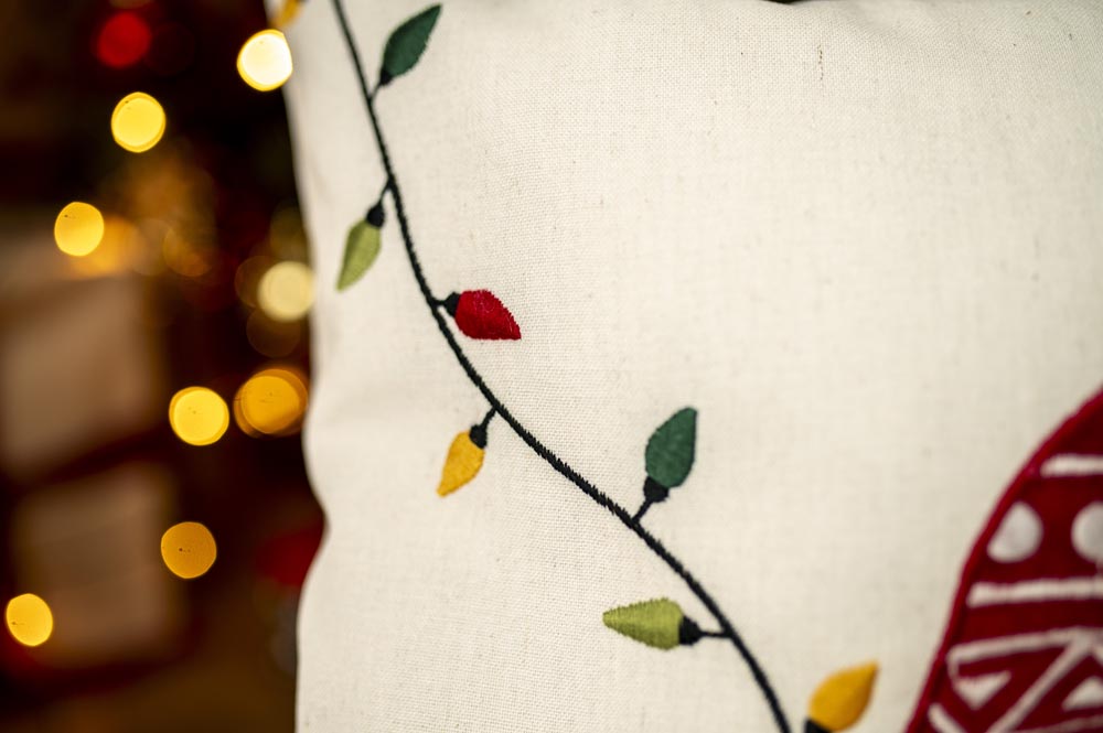 Świąteczna poduszka - w skrzaty świąteczne  45x45cm- GADŻET ŚWIĄTECZNY