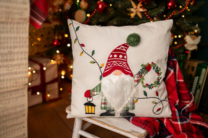 Świąteczna poduszka - w skrzaty świąteczne  45x45cm- GADŻET ŚWIĄTECZNY