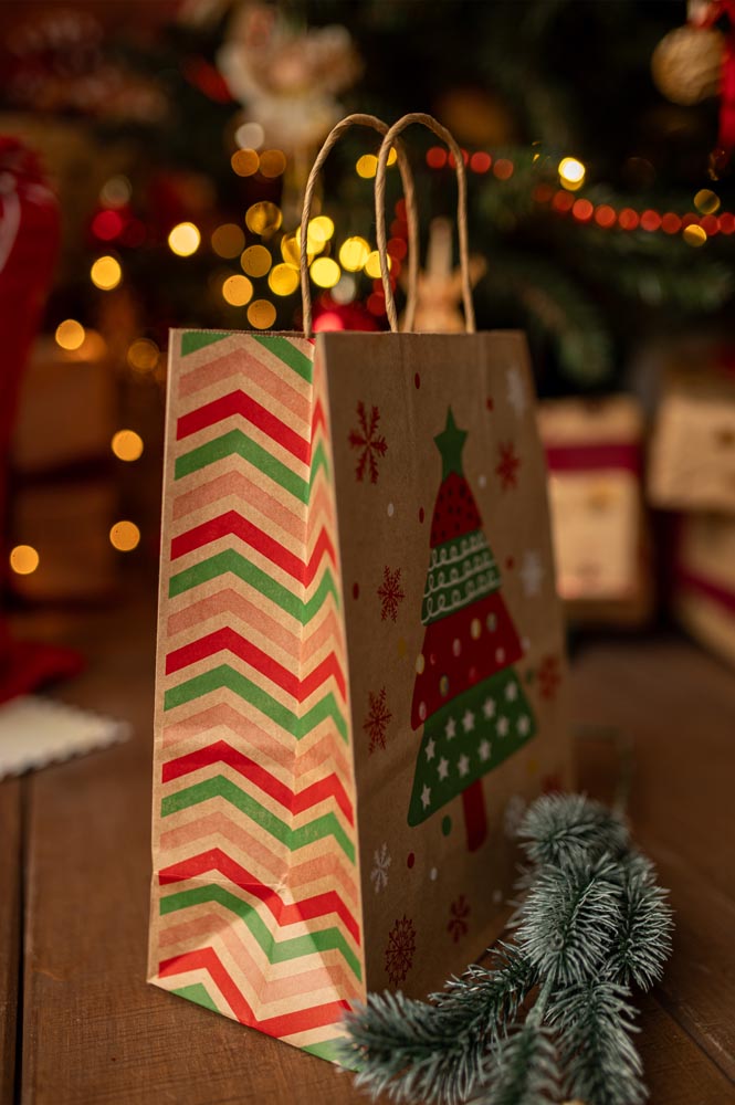 Papierowa torba świąteczna na prezenty - 210x150x80mm - 4 wzory - ZESTAW #2 - MAŁY ROZMIAR