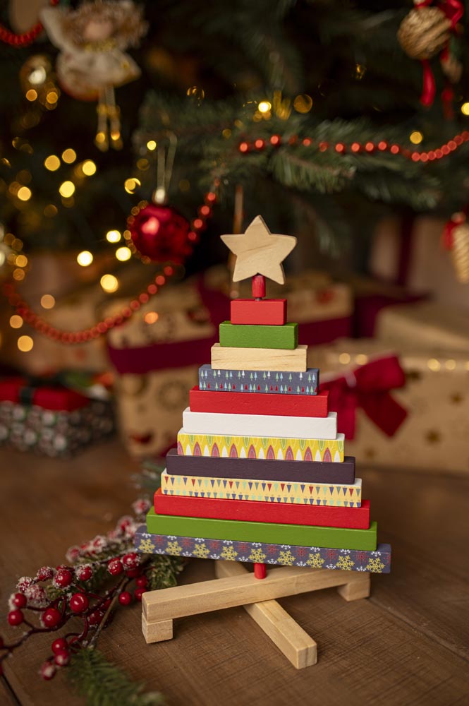 Drewniana świąteczna choinka - OZDOBA ŚWIĄTECZNA